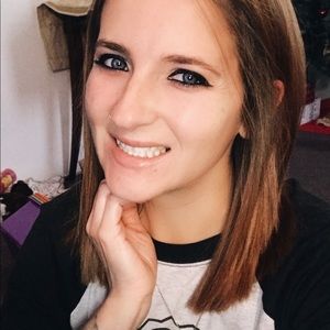 Meet your Posher, Kay